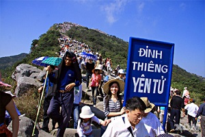 du lịch lễ hội yên tử 2 ngày 1 đêm khởi hành từ Hà Nội
